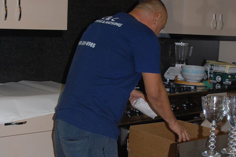 Hire Professional Movers with Experience and Equipment